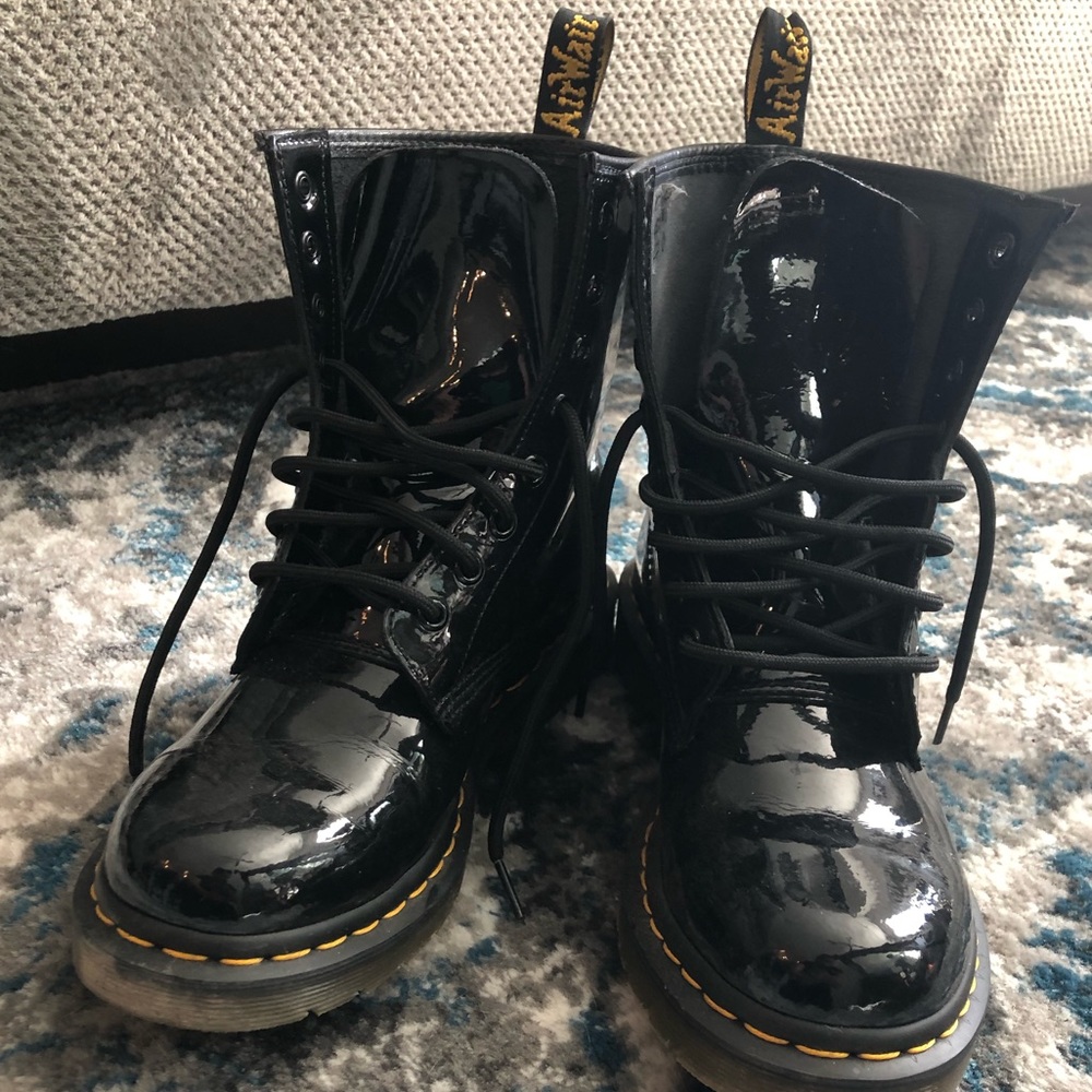 Dr Martens Patent Leather Black